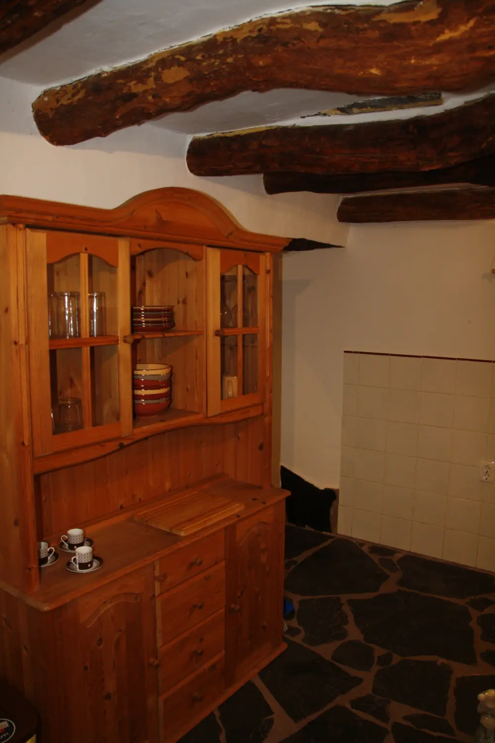 El Silencio - Schrank