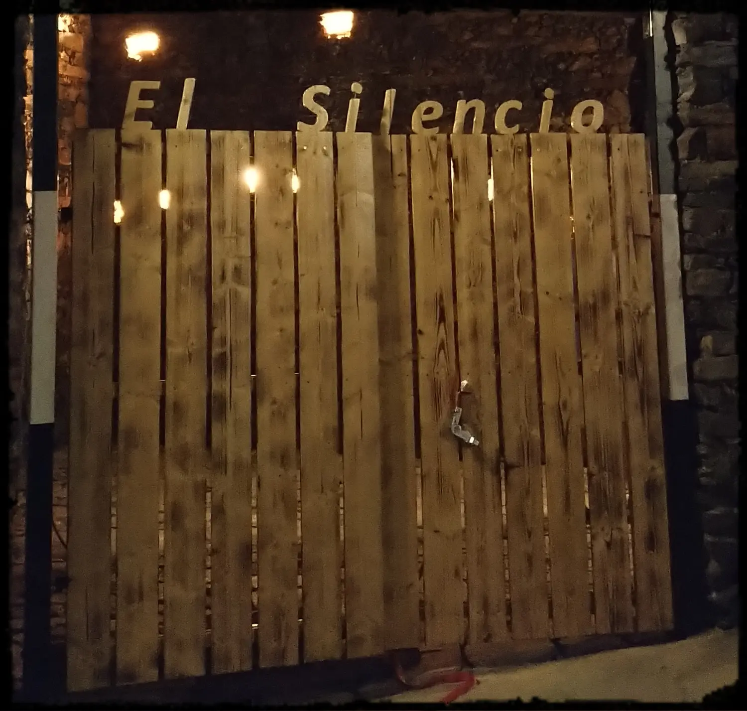 El Silencio - Zaun